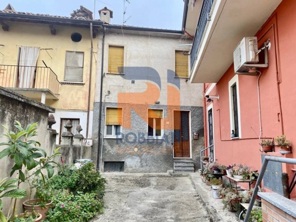 appartamento in vendita a Sannazzaro de' Burgondi
