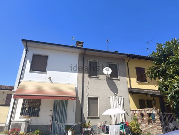 appartamento in vendita a Sannazzaro de' Burgondi