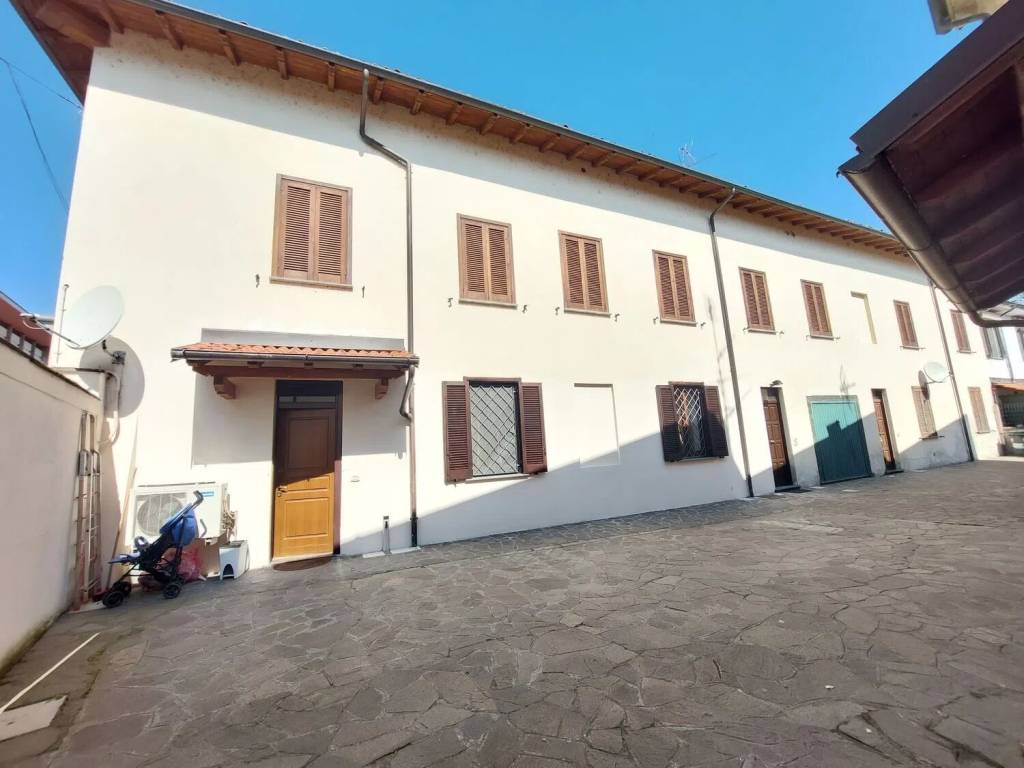 appartamento in vendita a Sannazzaro de' Burgondi