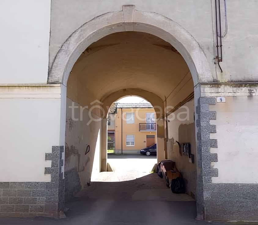 appartamento in vendita a Sannazzaro de' Burgondi