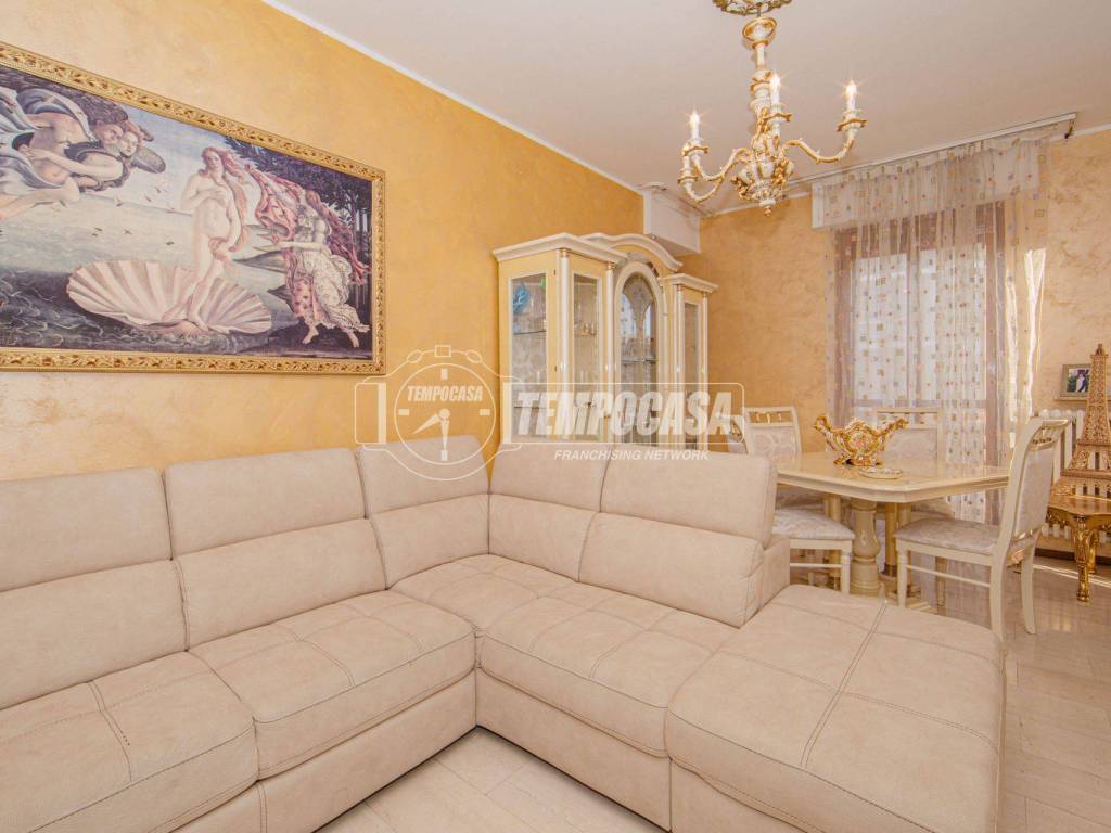 appartamento in vendita a Sannazzaro de' Burgondi