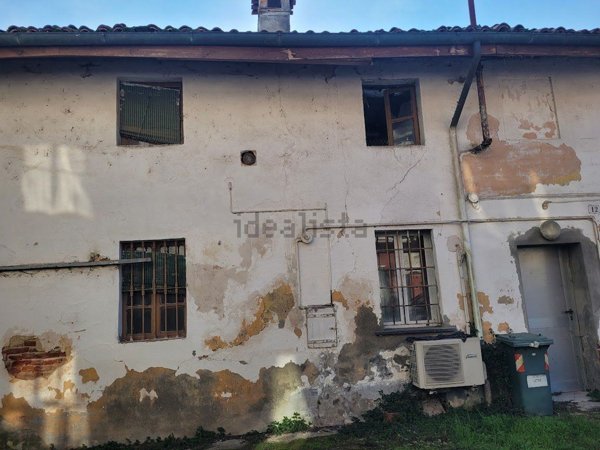 appartamento in vendita a Sannazzaro de' Burgondi