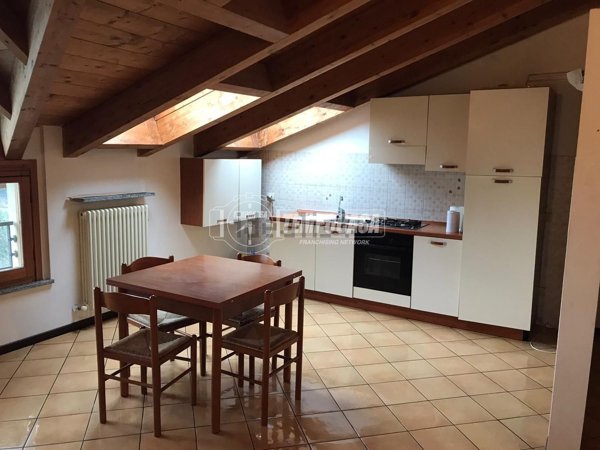 appartamento in vendita a Sannazzaro de' Burgondi