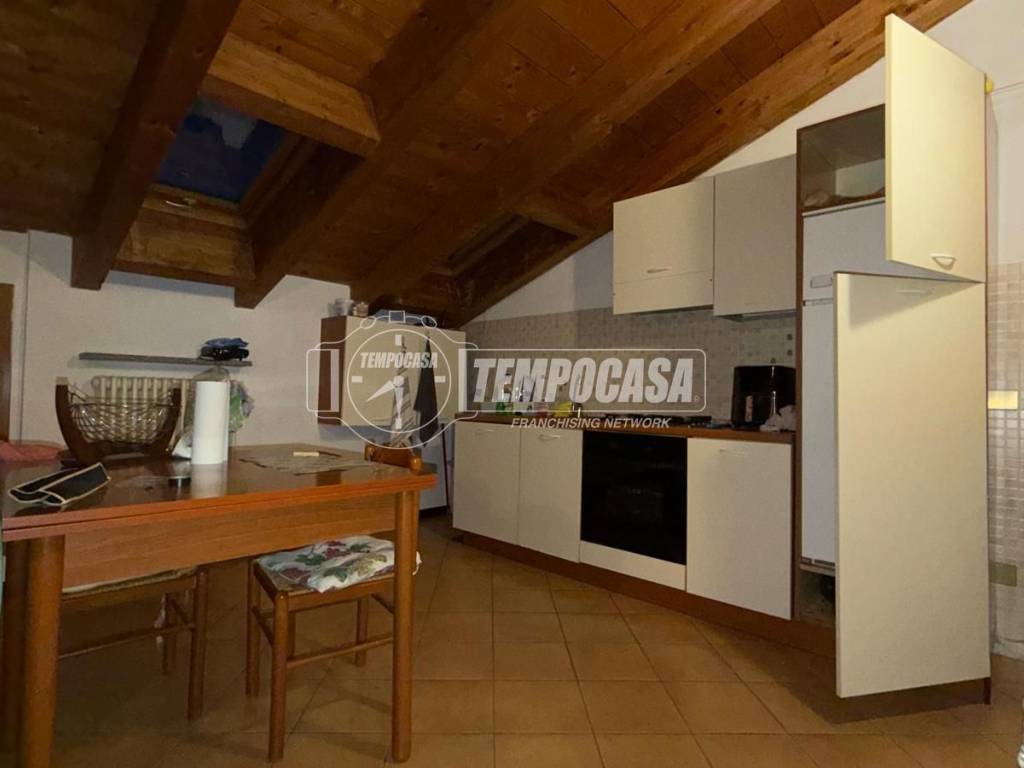 appartamento in vendita a Sannazzaro de' Burgondi