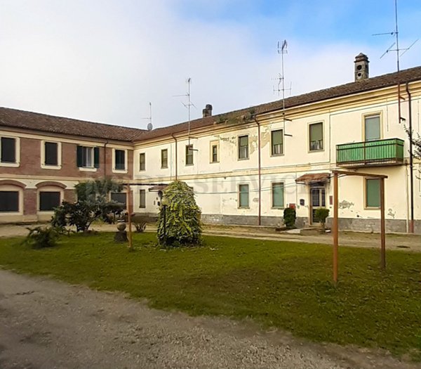 appartamento in vendita a Sannazzaro de' Burgondi