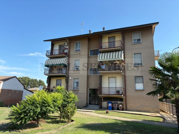 appartamento in vendita a Sannazzaro de' Burgondi