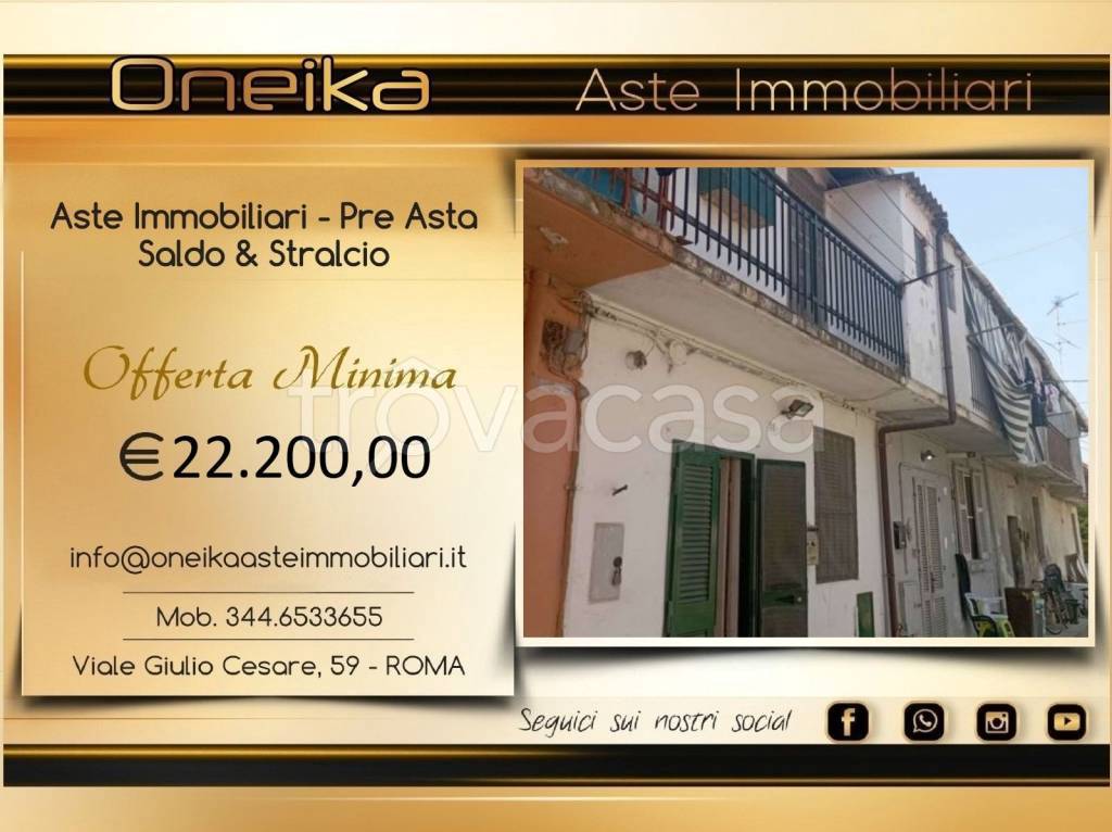 casa indipendente in vendita a Sannazzaro de' Burgondi