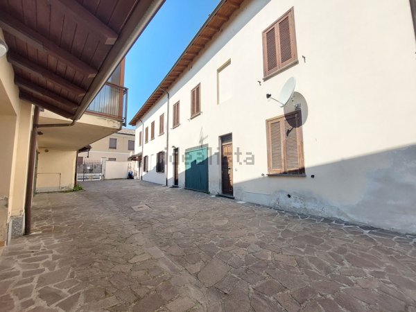 appartamento in vendita a Sannazzaro de' Burgondi