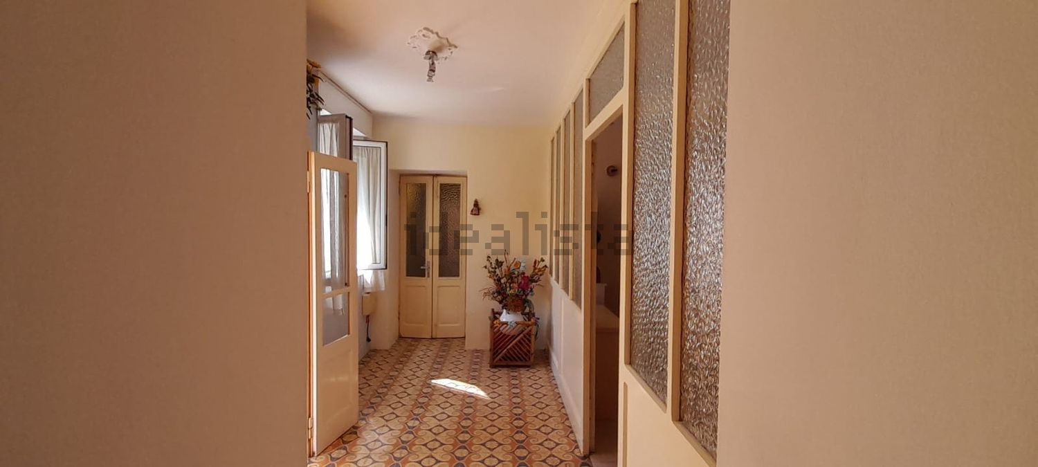 casa indipendente in vendita a Sannazzaro de' Burgondi