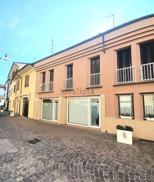 appartamento in vendita a Sannazzaro de' Burgondi