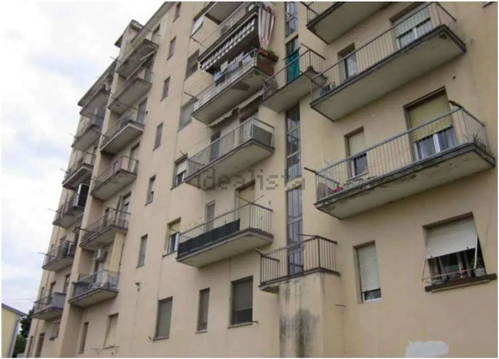 appartamento in vendita a Sannazzaro de' Burgondi