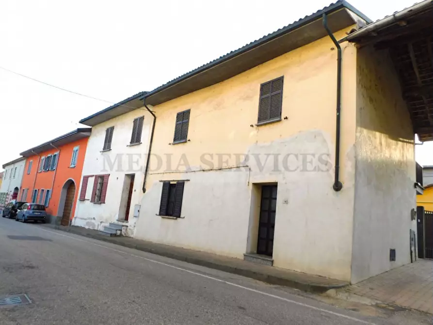 casa indipendente in vendita a Sannazzaro de' Burgondi
