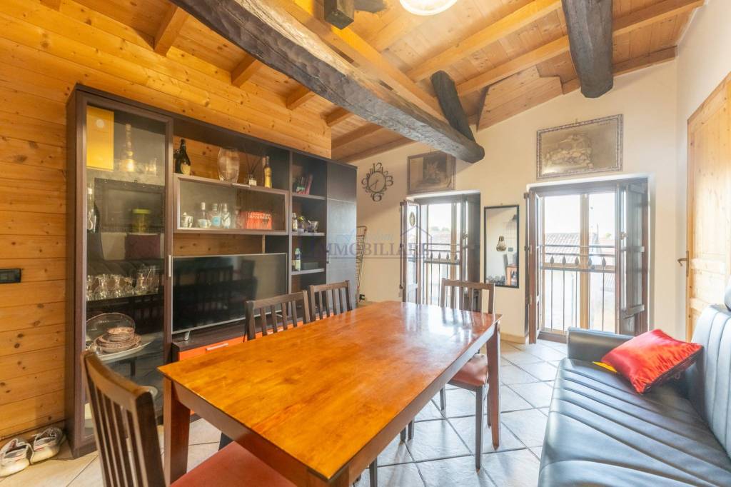 appartamento in vendita a Santa Cristina e Bissone in zona Santa Cristina
