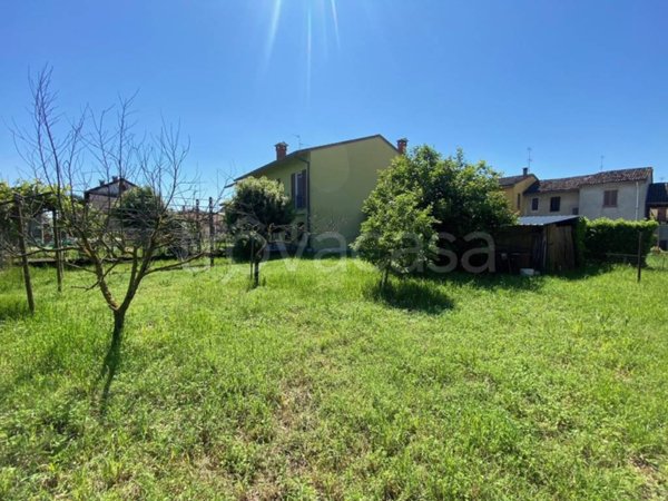 casa indipendente in vendita a Santa Cristina e Bissone