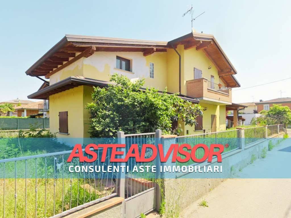 casa indipendente in vendita a Santa Cristina e Bissone in zona Santa Cristina