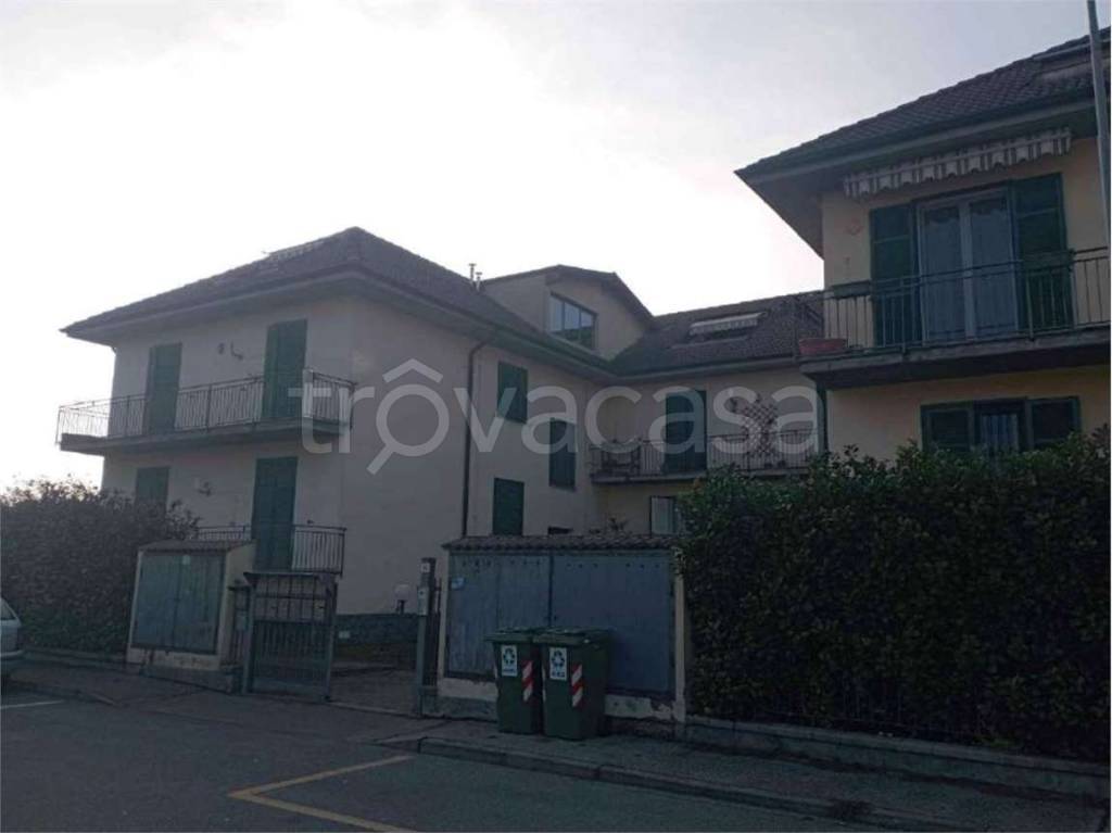 appartamento in vendita a Santa Cristina e Bissone in zona Santa Cristina