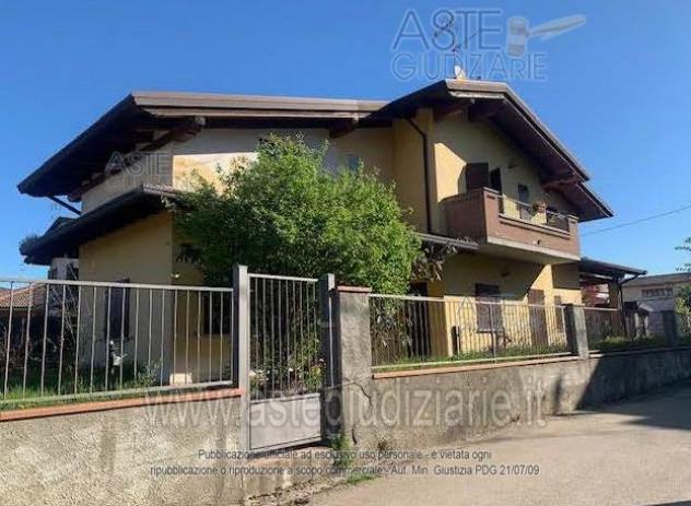 casa indipendente in vendita a Santa Cristina e Bissone