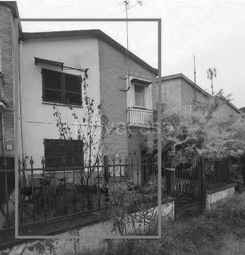 casa indipendente in vendita a Santa Cristina e Bissone in zona Santa Cristina