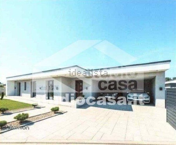 casa indipendente in vendita a Santa Cristina e Bissone