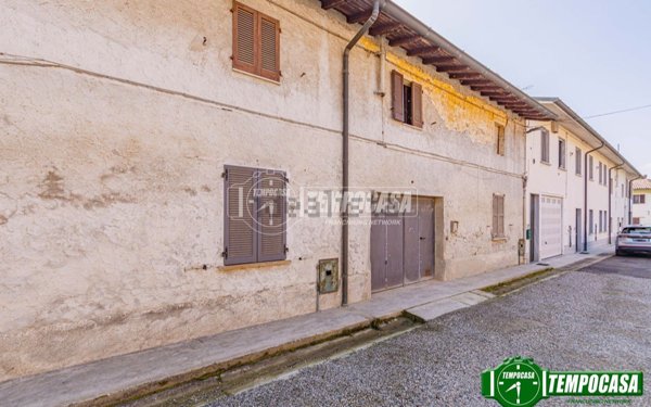 casa indipendente in vendita a Santa Cristina e Bissone