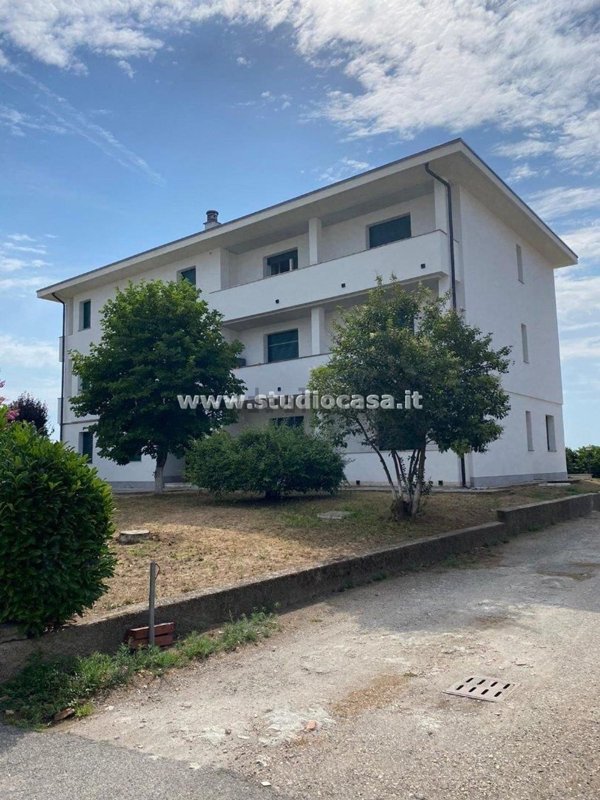 appartamento in vendita a Santa Cristina e Bissone in zona Santa Cristina