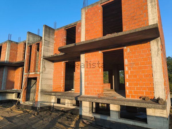 appartamento in vendita a Santa Cristina e Bissone in zona Santa Cristina