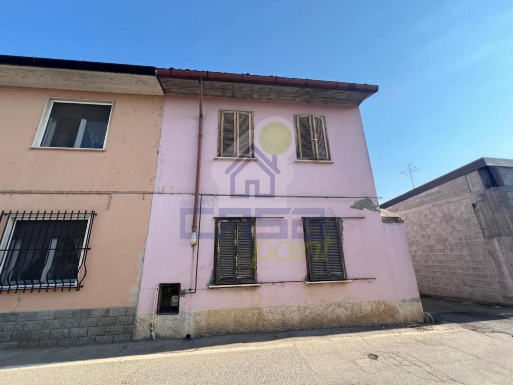casa indipendente in vendita a Santa Cristina e Bissone in zona Santa Cristina