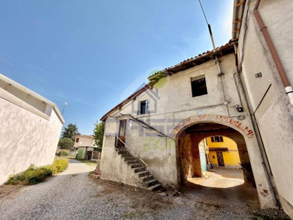 casa indipendente in vendita a Santa Cristina e Bissone in zona Santa Cristina