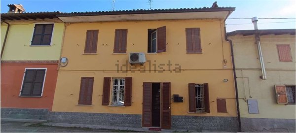 appartamento in vendita a Santa Giuletta