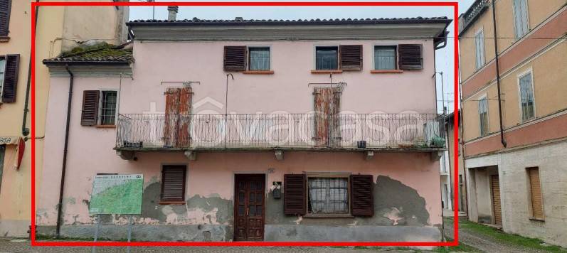 appartamento in vendita a Santa Giuletta