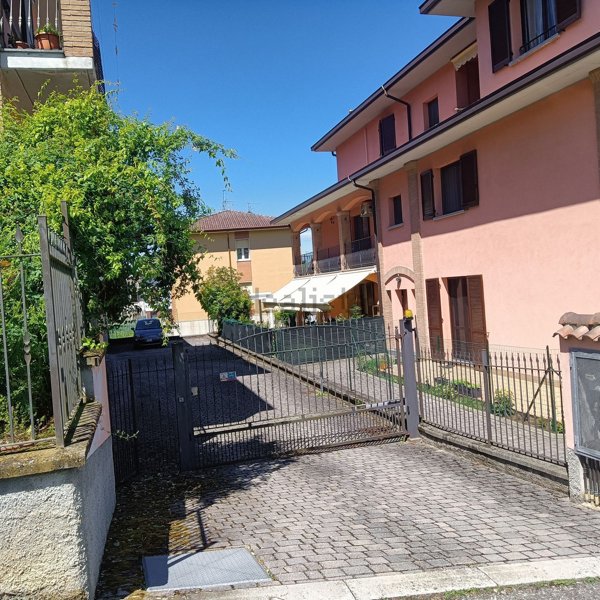 appartamento in vendita a Santa Giuletta