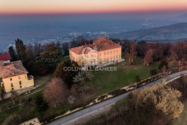 villa in vendita a Santa Giuletta