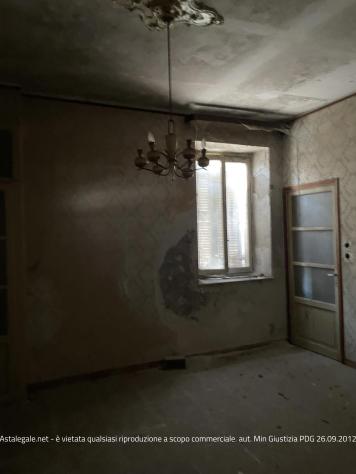 negozio in vendita a Santa Giuletta