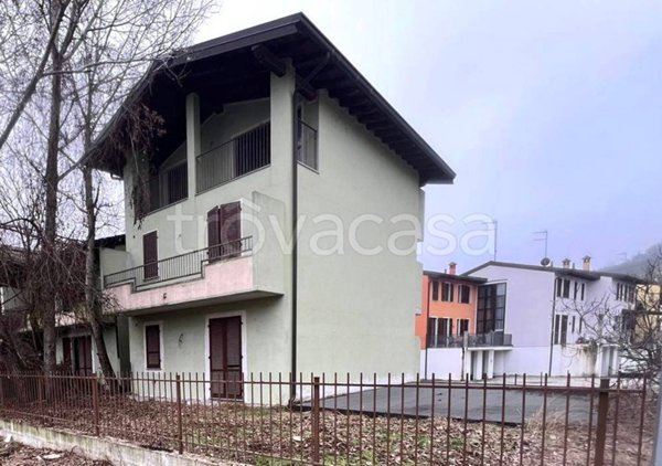 appartamento in vendita a Santa Giuletta