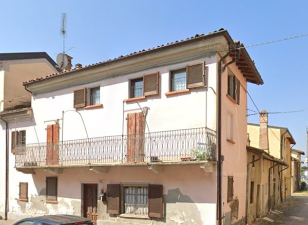 casa indipendente in vendita a Santa Giuletta
