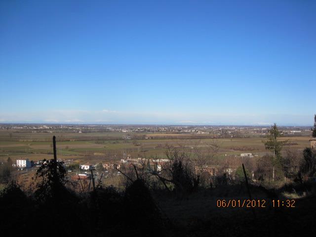 casa indipendente in vendita a Santa Giuletta