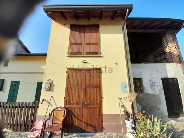 appartamento in vendita a Santa Giuletta