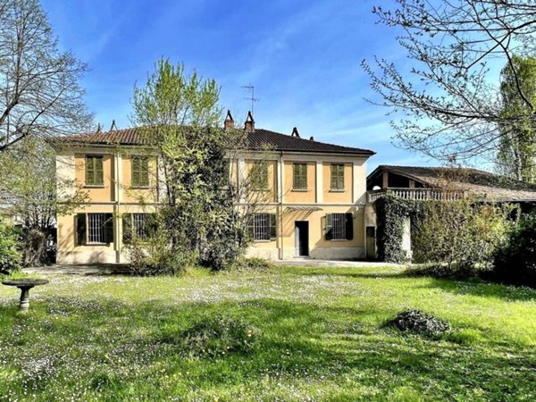 casa indipendente in vendita a Santa Giuletta