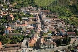 casa indipendente in vendita a Santa Giuletta