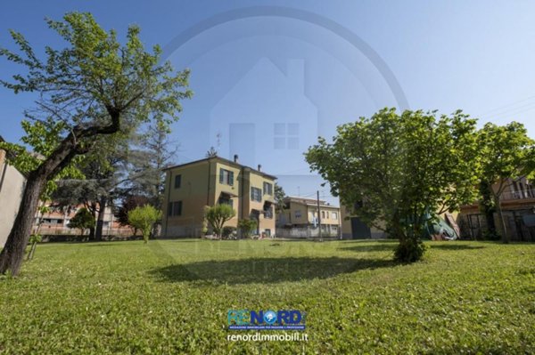 casa indipendente in vendita a Santa Giuletta