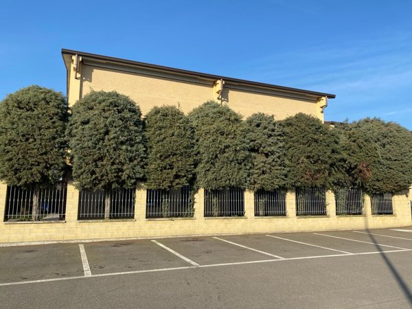 ufficio in vendita a Sant'Alessio con Vialone