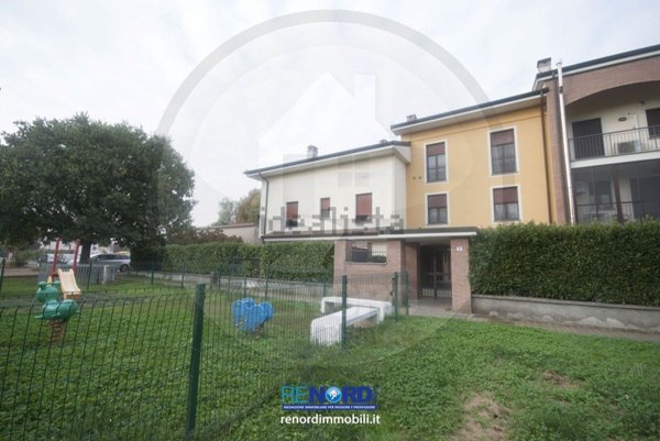 appartamento in vendita a Sant'Alessio con Vialone