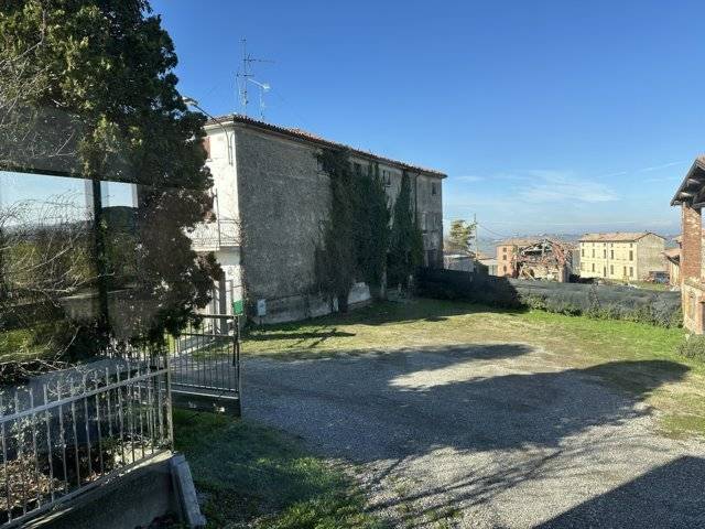 casa indipendente in vendita a Santa Maria della Versa