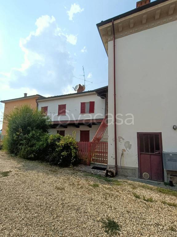 casa indipendente in vendita a Santa Maria della Versa