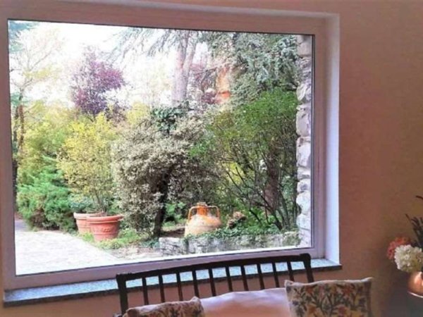 casa indipendente in vendita a Santa Maria della Versa