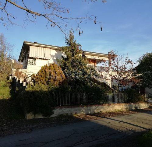 casa indipendente in vendita a Santa Maria della Versa
