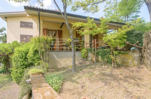 casa indipendente in vendita a Santa Maria della Versa