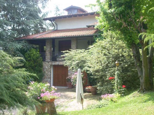casa indipendente in vendita a Santa Maria della Versa