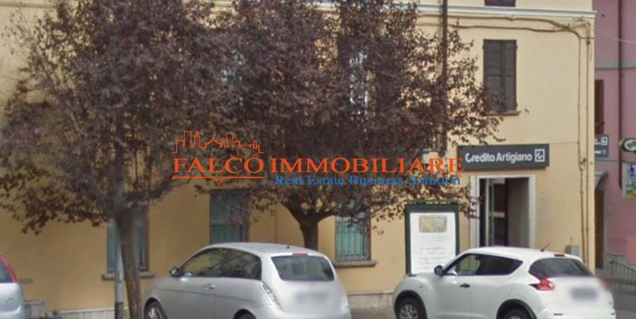 locale commerciale in vendita a Santa Maria della Versa
