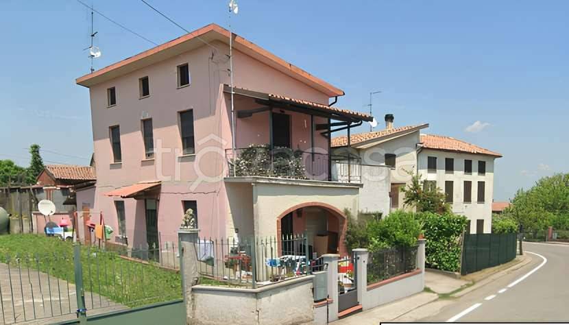 appartamento in vendita a Santa Maria della Versa